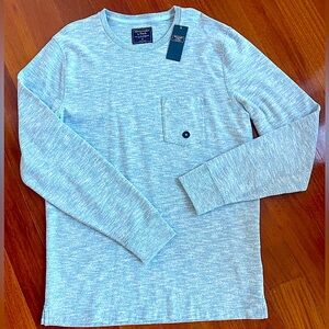 NWT A&F Abercrombie & Fitch Men Blue / White Top Shirt  Heavyweight Tee Size M